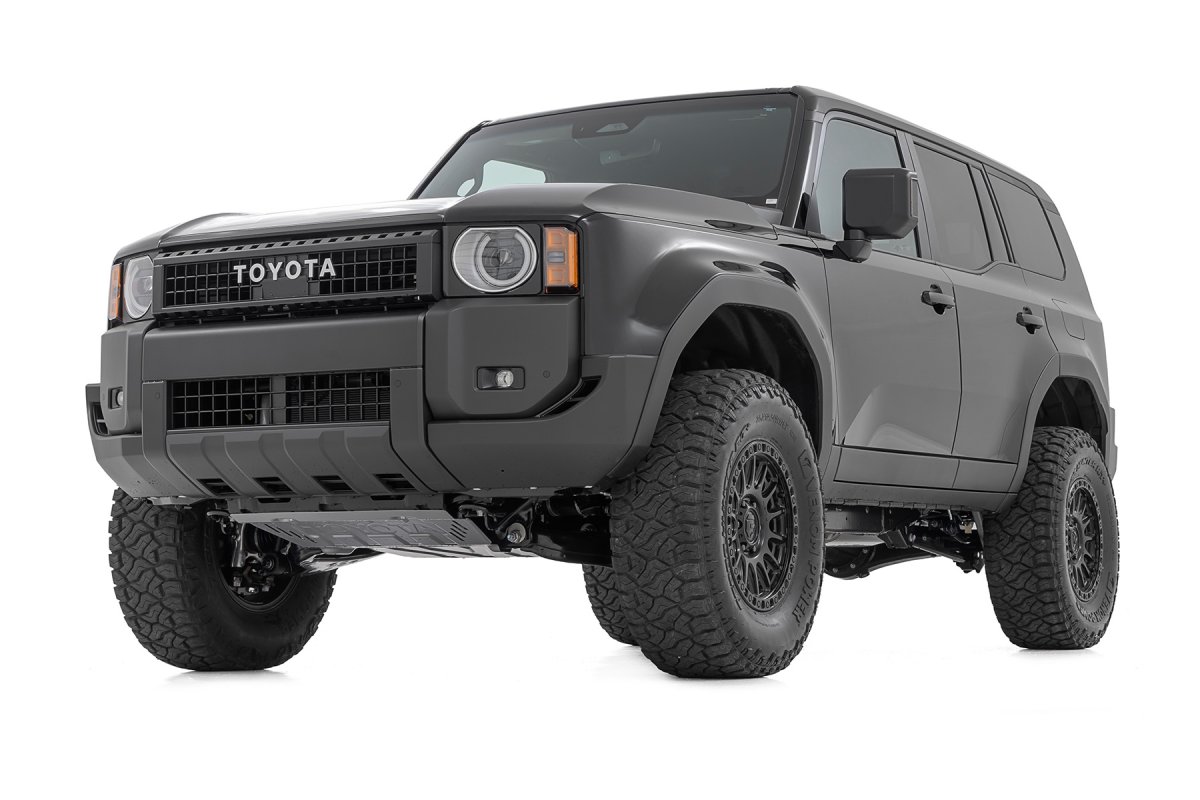 Toyota Land Cruiser Suspension Lift Kit - Rough Country - M1 3.5-Inch - '24-'25